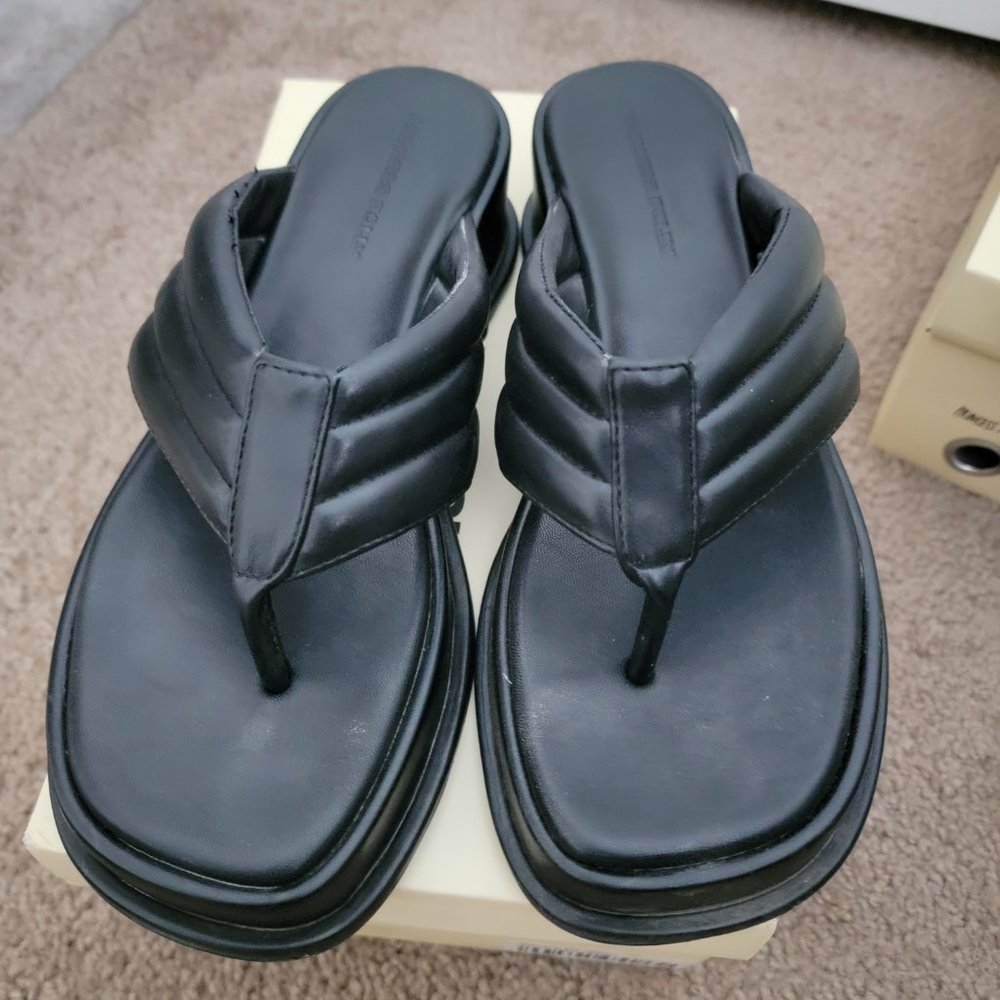 Princess Polly Pump It Up Flip Flops